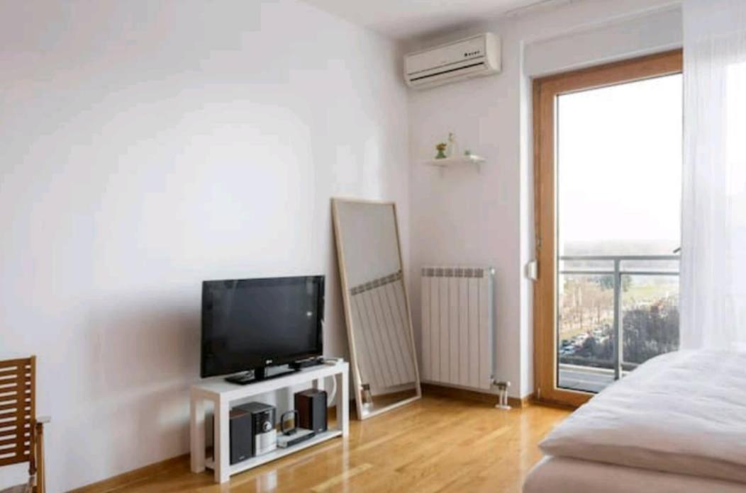 Ferienwohnung Danube Pearl Belgrad Exterior foto